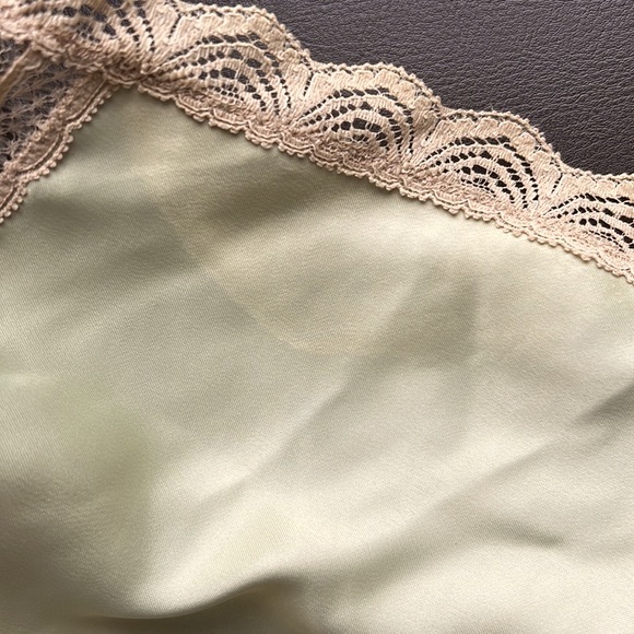 Barbizon | Vintage Satin Lace Camisole size Large - Picture 7 of 10